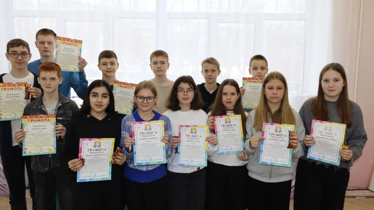 Помощники.